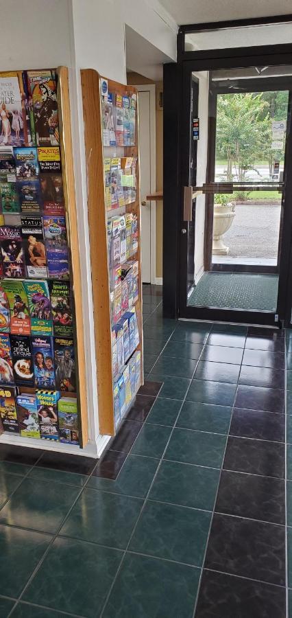 Conway Express Inn Eksteriør billede